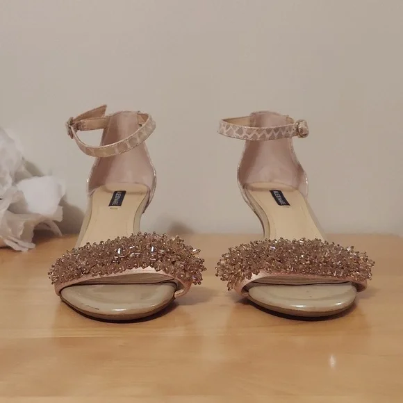 Alex Marie Champagne Beaded Animal Print Leather Ankle Strap Heels Size 6.5 - Picture 2 of 16